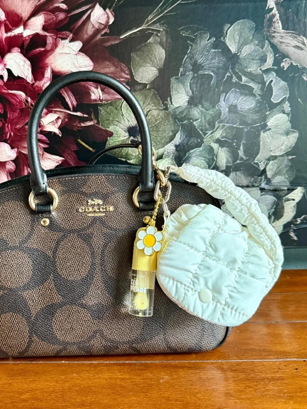 NEW 2-Pc Lip Oil & WHITE Mini Cloud Bag Charm with Magnetic Closure